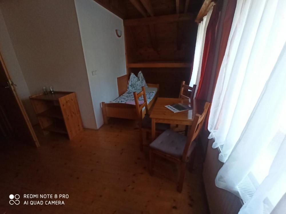 Penzion Avalanche Zelezna Ruda Luaran gambar